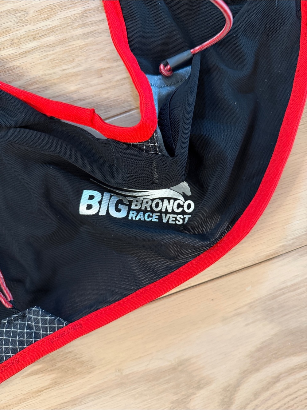 Ultraspire BIG BRONCO RACE VEST men’s Medium (NO BOTTLES INCLUDED) - Picture 3 of 4